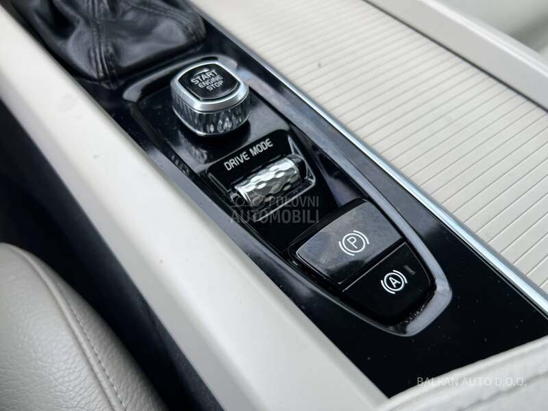 Volvo XC60 2.0D/NAV/LED/AUT/KAM
