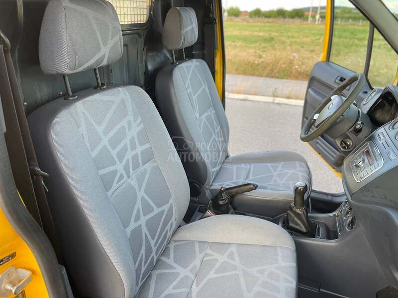 Ford Transit Connect 1.8 tdci IZUZETAN