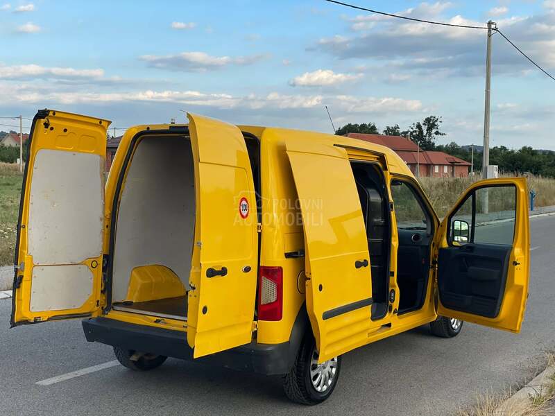 Ford Transit Connect 1.8 tdci IZUZETAN
