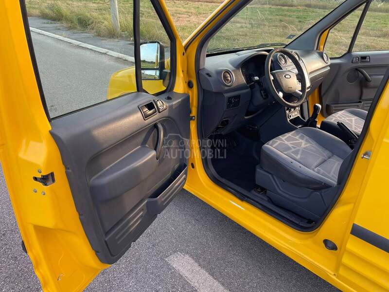Ford Transit Connect 1.8 tdci IZUZETAN