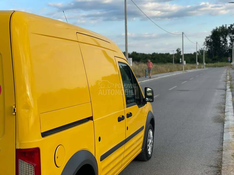 Ford Transit Connect 1.8 tdci IZUZETAN