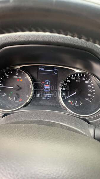 Nissan X-Trail sedam sedišta