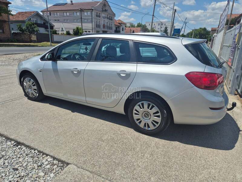 Opel Astra J 1.7 CDTI