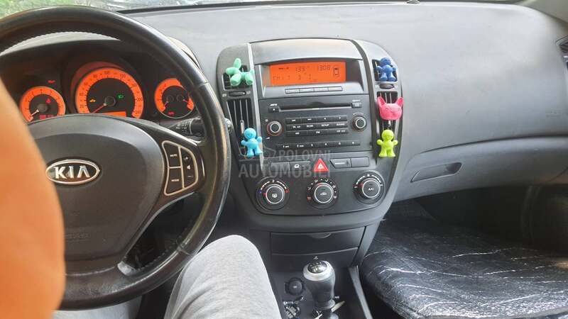 Kia pro_cee`d 1.4