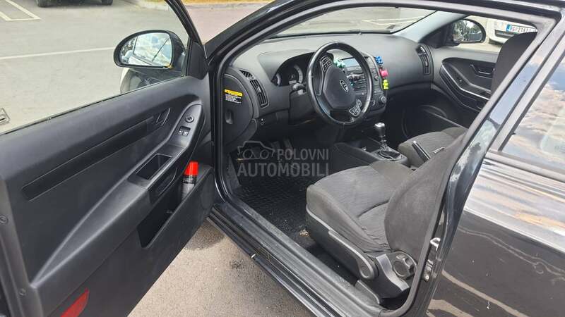 Kia pro_cee`d 1.4