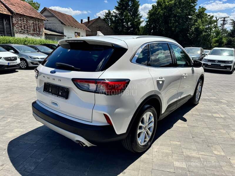 Ford Kuga 1.5 tdci TITANIUM