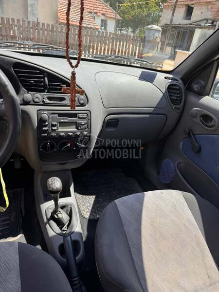 Ford Fiesta 1.8