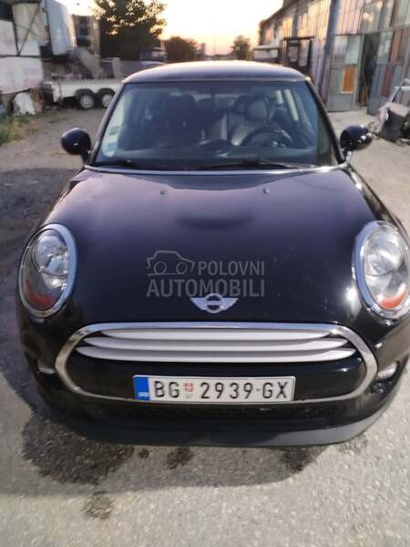 MINI Cooper 