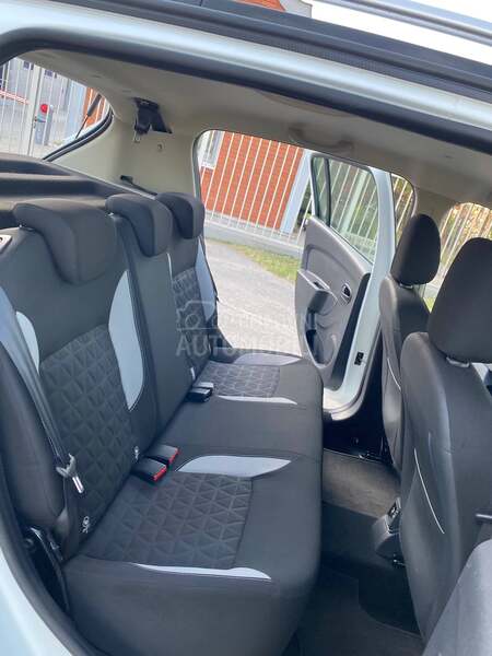 Dacia Stepway SWIS.FABRIKA.NOVA
