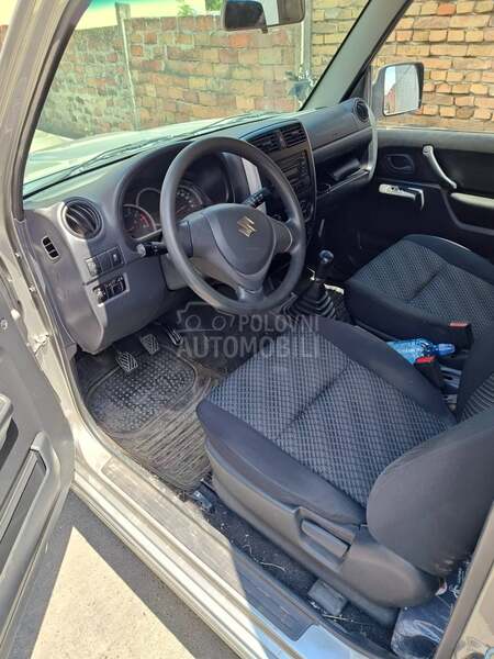 Suzuki Jimny 1,3