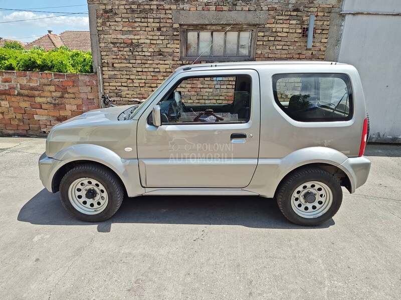 Suzuki Jimny 1,3
