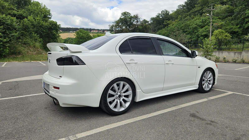 Mitsubishi Lancer Ralliart Evo