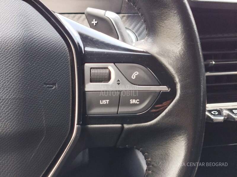 Peugeot 2008 1.2 ALLURE A/T
