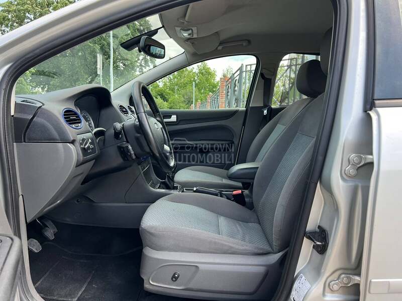 Ford Focus titanium
