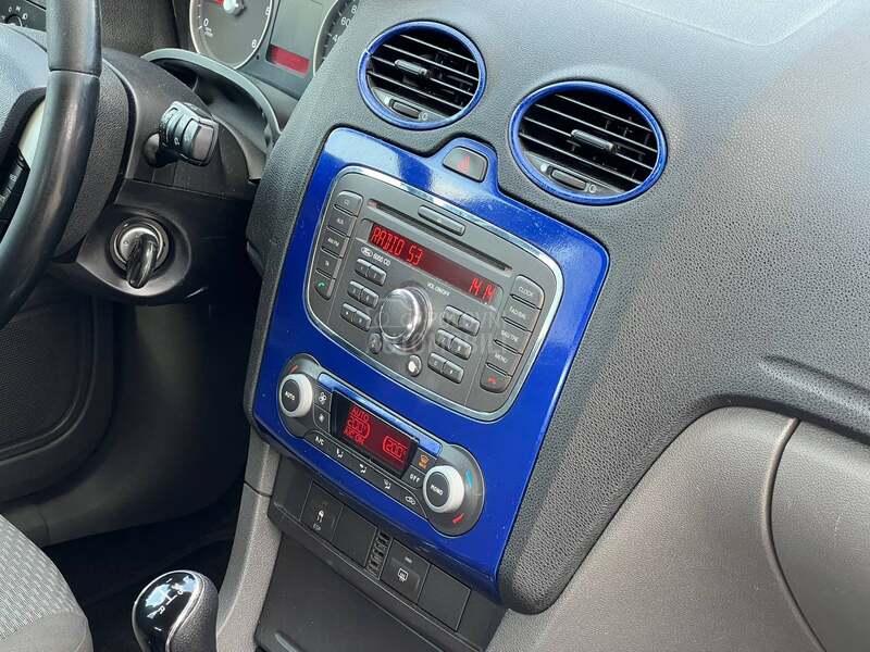Ford Focus titanium