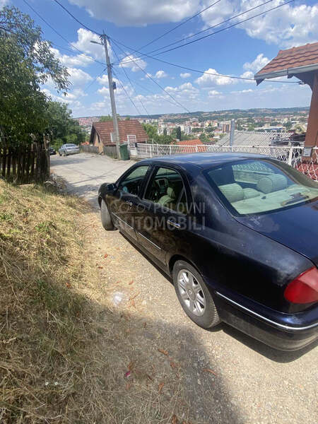 Lancia Lybra 
