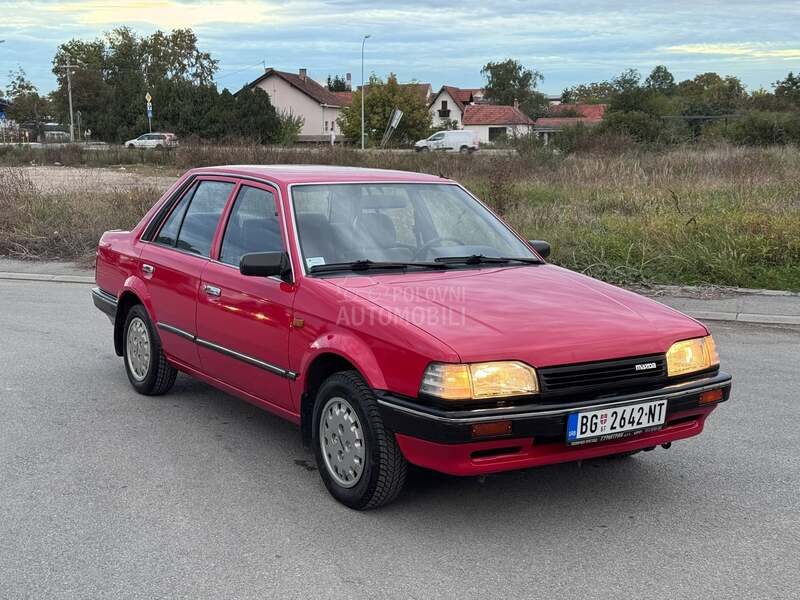 Mazda 323 sedan