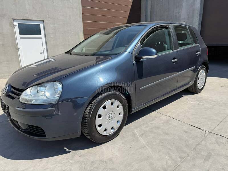 Volkswagen Golf 5 1.6HIGH. KAONOV
