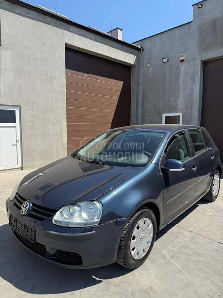 Volkswagen Golf 5 1.6HIGH. KAONOV