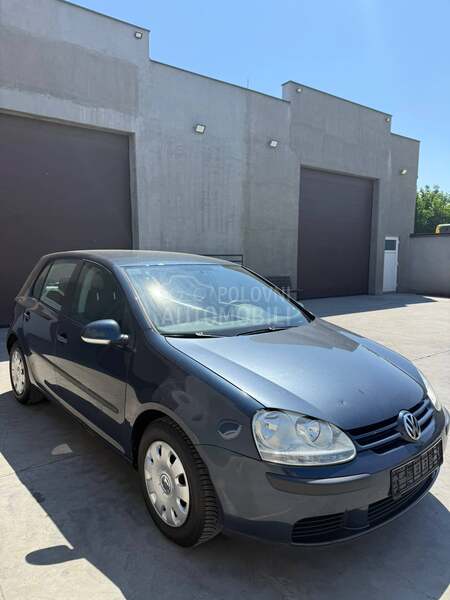 Volkswagen Golf 5 1.6HIGH. KAONOV