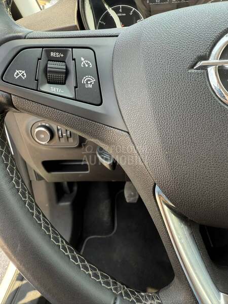 Opel Corsa E 1.4