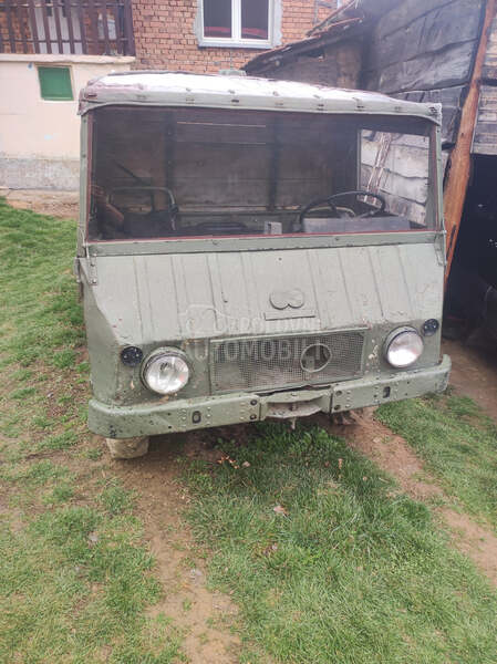 Pinzgauer 710