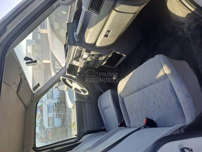 Volkswagen Transporter T4 2500ccm.Dugacki