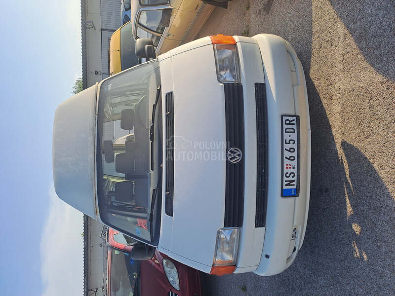 Volkswagen Transporter T4 2500ccm.Dugacki