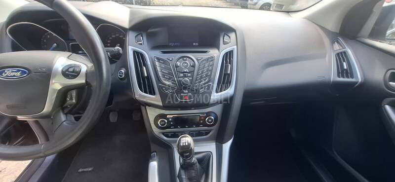 Ford Focus 1.6 ATMOSVERAC