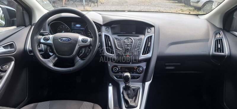 Ford Focus 1.6 ATMOSVERAC