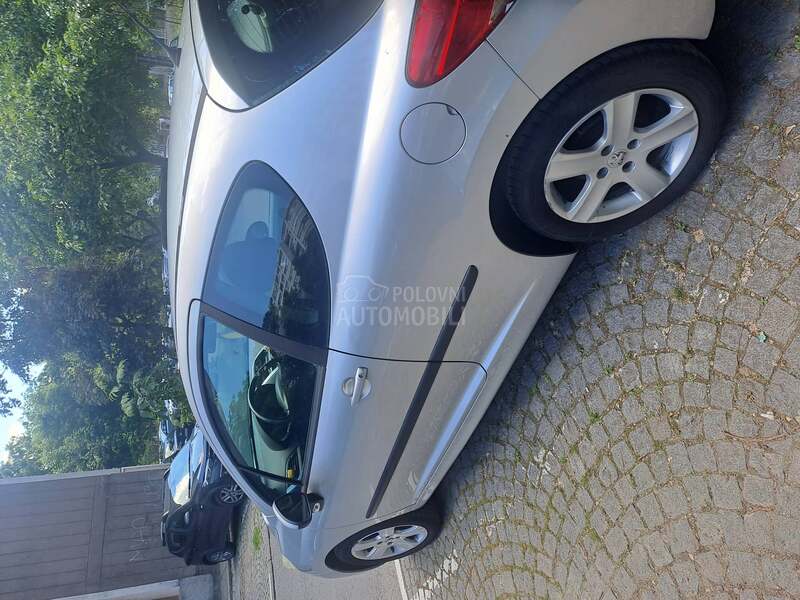 Peugeot 207 1,4.HDI .