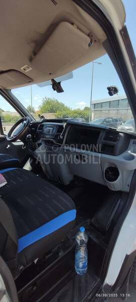 Ford Transit T300