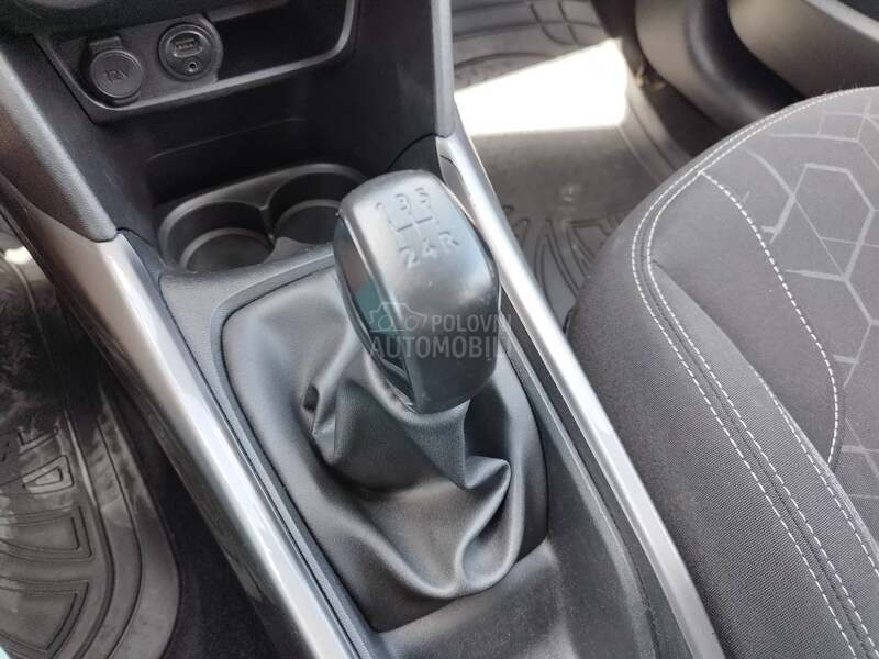 Peugeot 2008 1.6 BLUEHDI