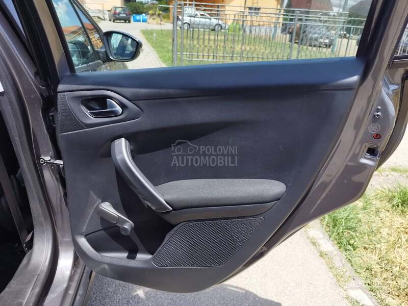 Peugeot 2008 1.6 BLUEHDI