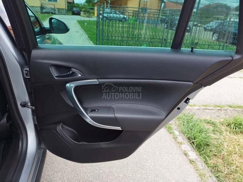 Opel Insignia 2.0 CDTI COSMO
