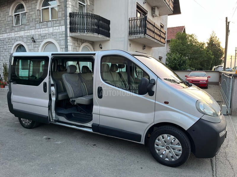 Opel Vivaro 1.9 cdti long