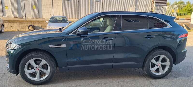 Jaguar F pace 2.0d Pure AWD T.O.P.