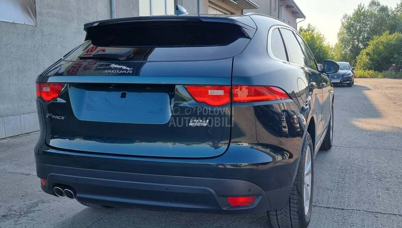 Jaguar F pace 2.0d Pure AWD T.O.P.
