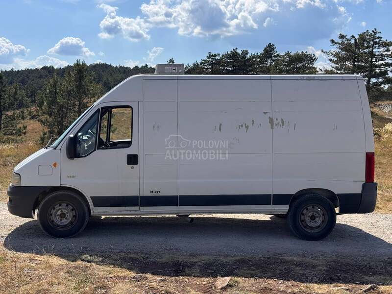 Peugeot Boxer 
