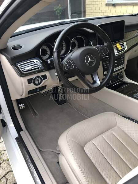 Mercedes Benz CLS 500 