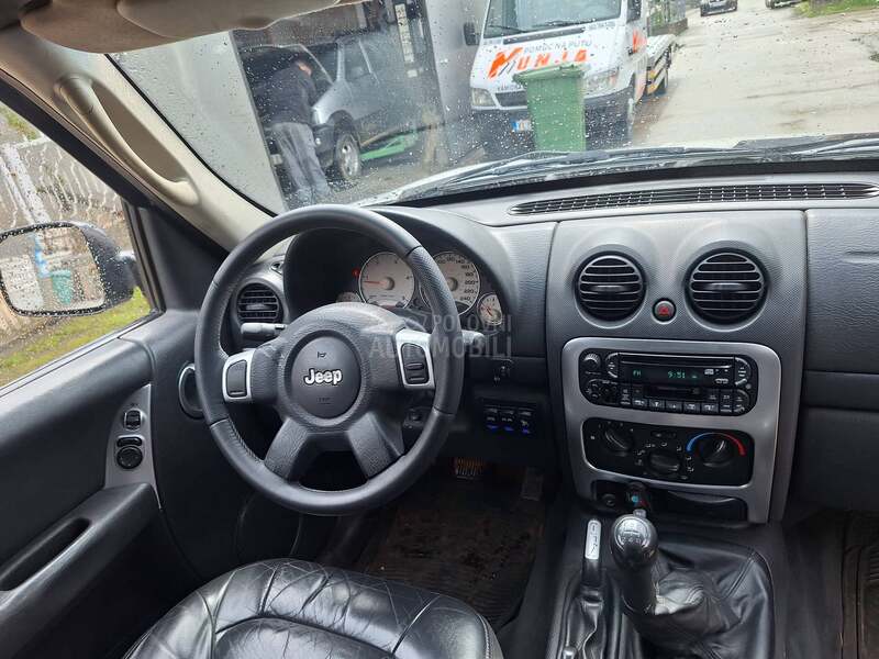 Jeep Cherokee 