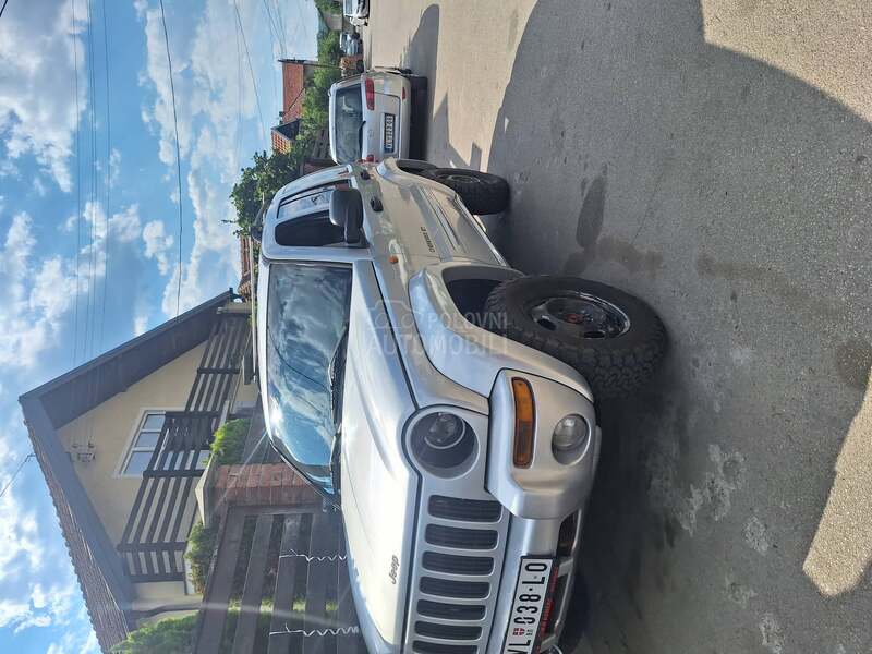 Jeep Cherokee 
