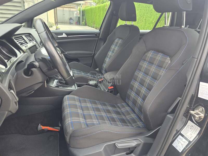 Volkswagen Golf 7 GTE