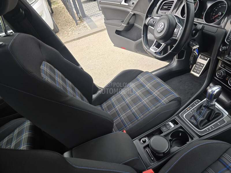Volkswagen Golf 7 GTE