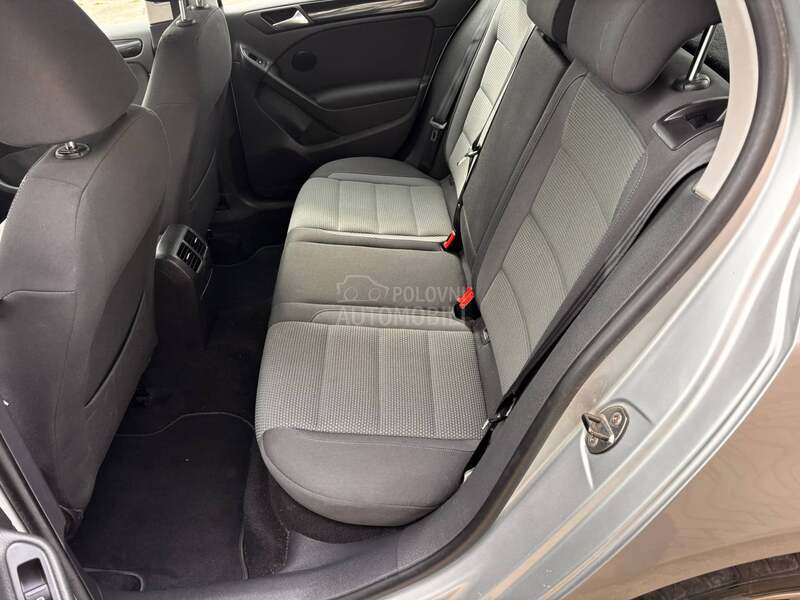 Volkswagen Golf 6 1.6TDI nov