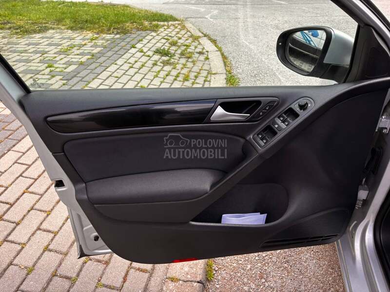Volkswagen Golf 6 1.6TDI nov