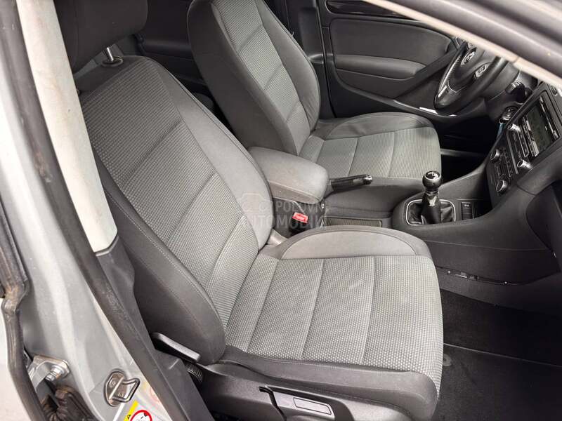 Volkswagen Golf 6 1.6TDI nov