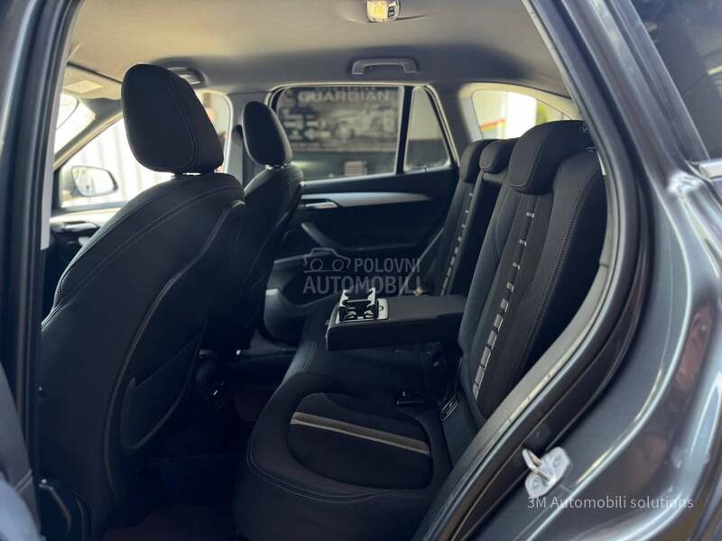 BMW X1 16D/Auto/Kamera