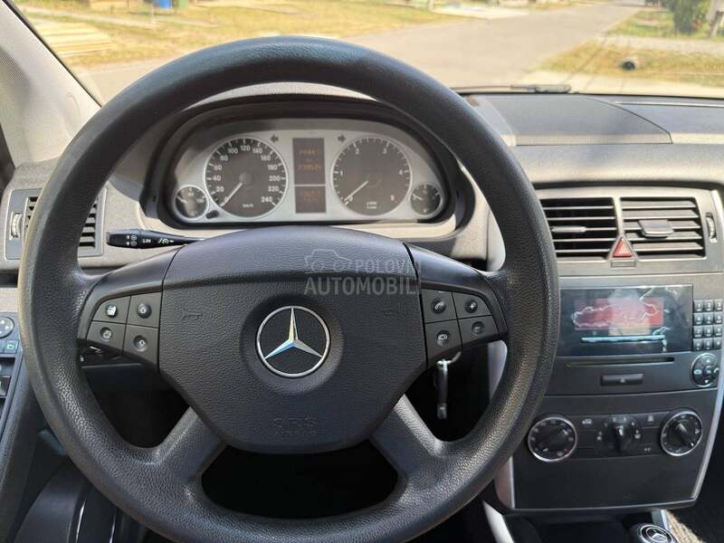 Mercedes Benz B 180 CDI