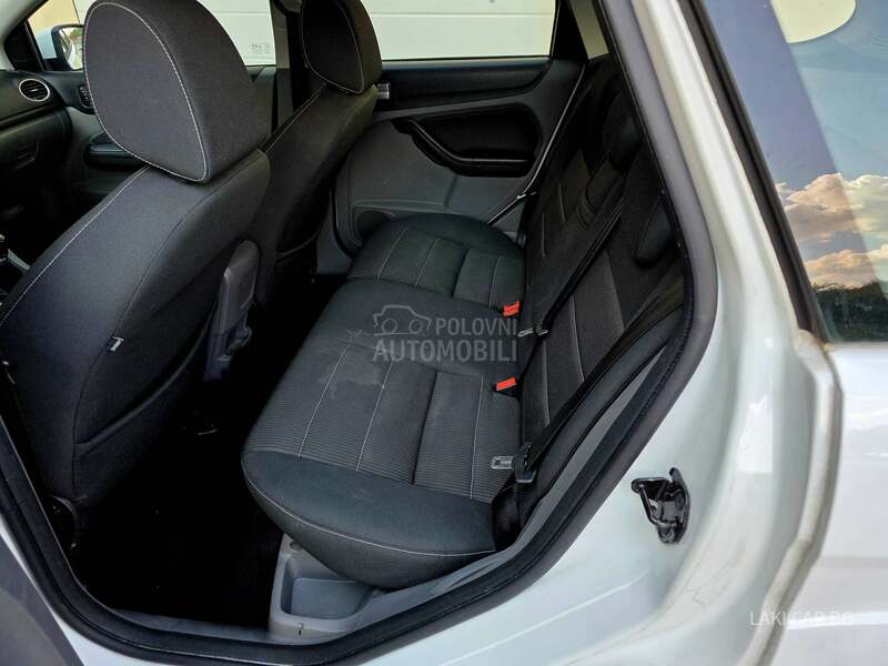 Ford Focus SW 1.8b TITANIUM